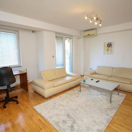Milica Apartments Skopje Esterno foto