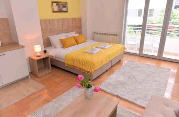 Milica Apartments Skopje Esterno foto