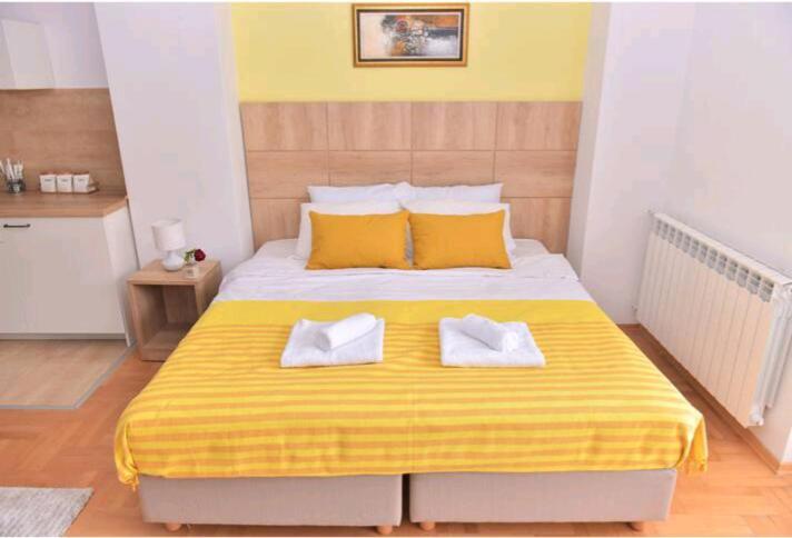 Milica Apartments Skopje Esterno foto