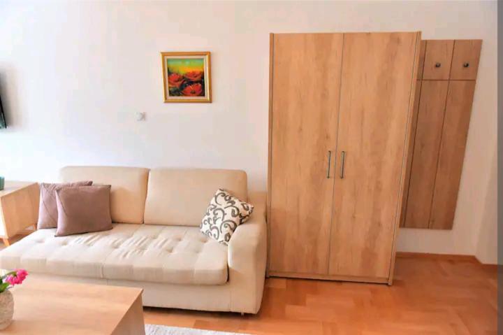 Milica Apartments Skopje Esterno foto