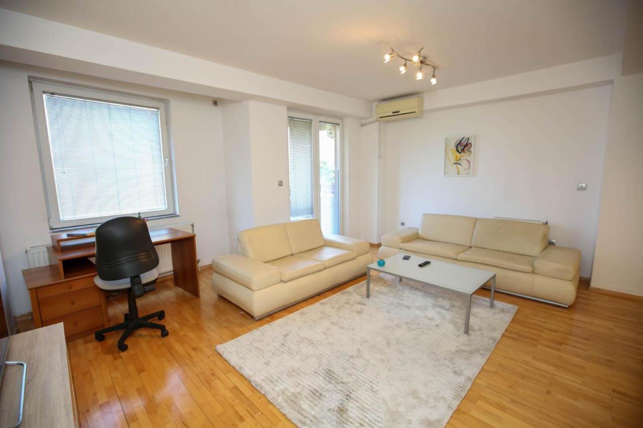 Milica Apartments Skopje Esterno foto