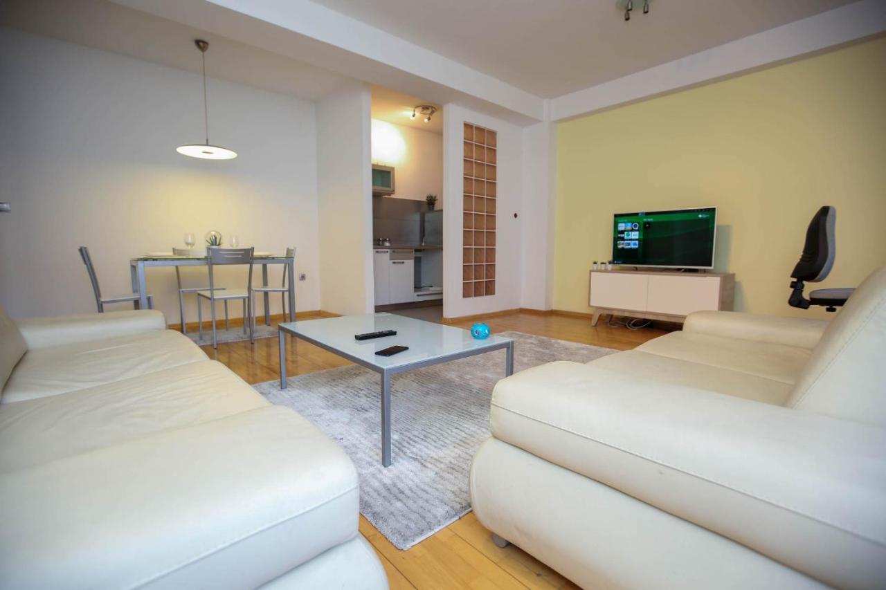 Milica Apartments Skopje Esterno foto