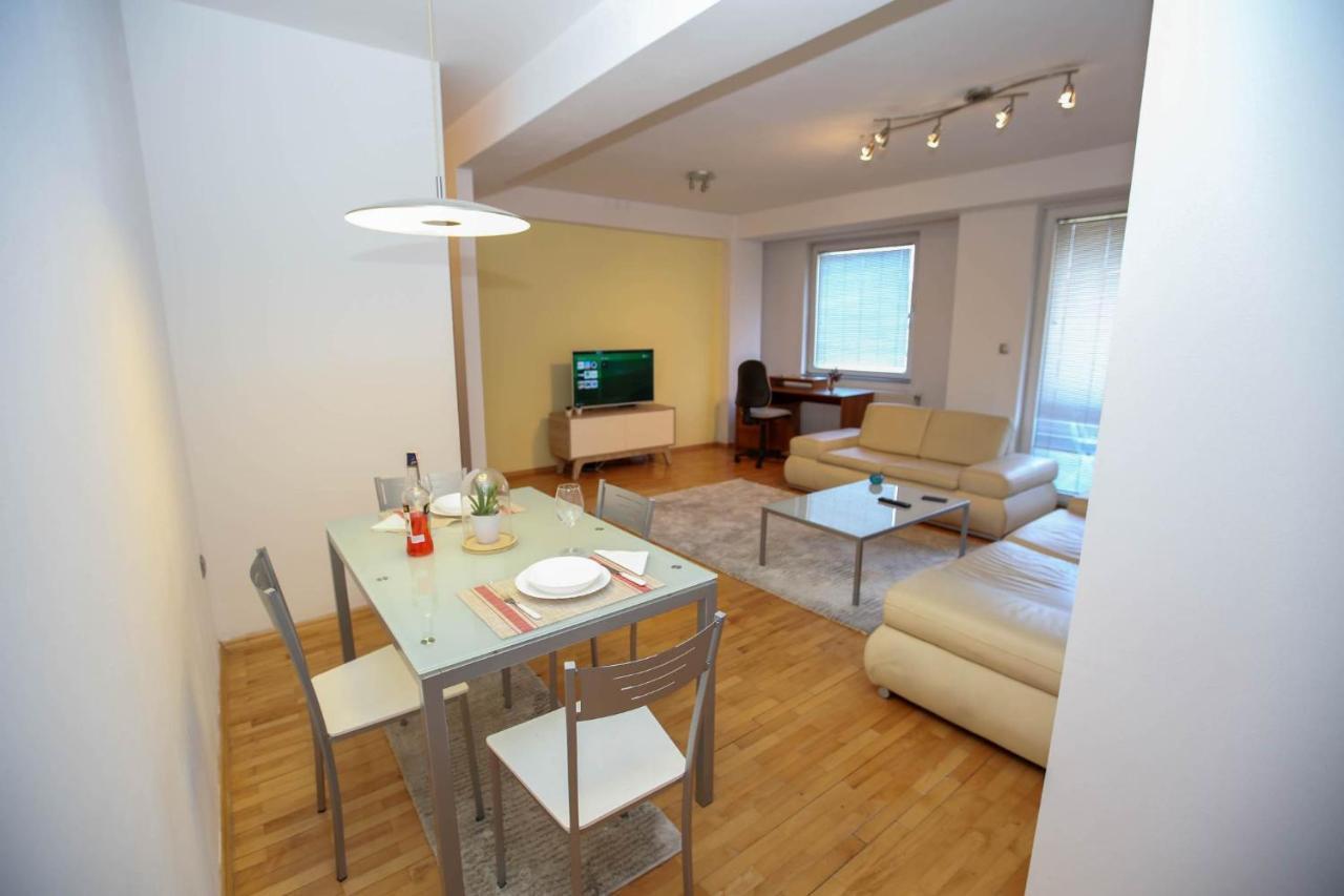 Milica Apartments Skopje Esterno foto