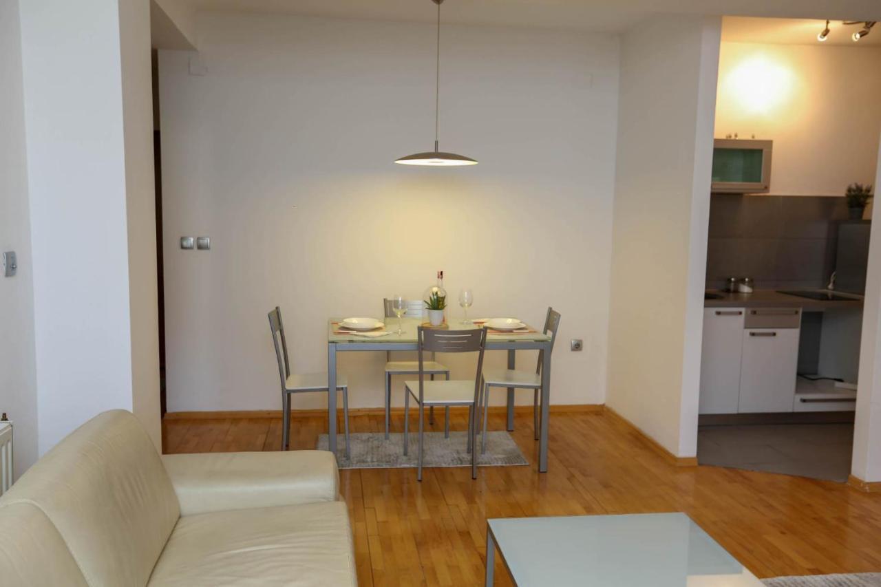 Milica Apartments Skopje Esterno foto